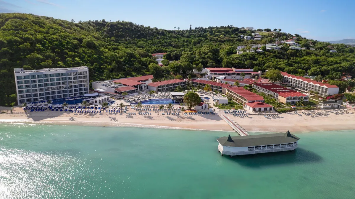Royalton CHIC Antigua